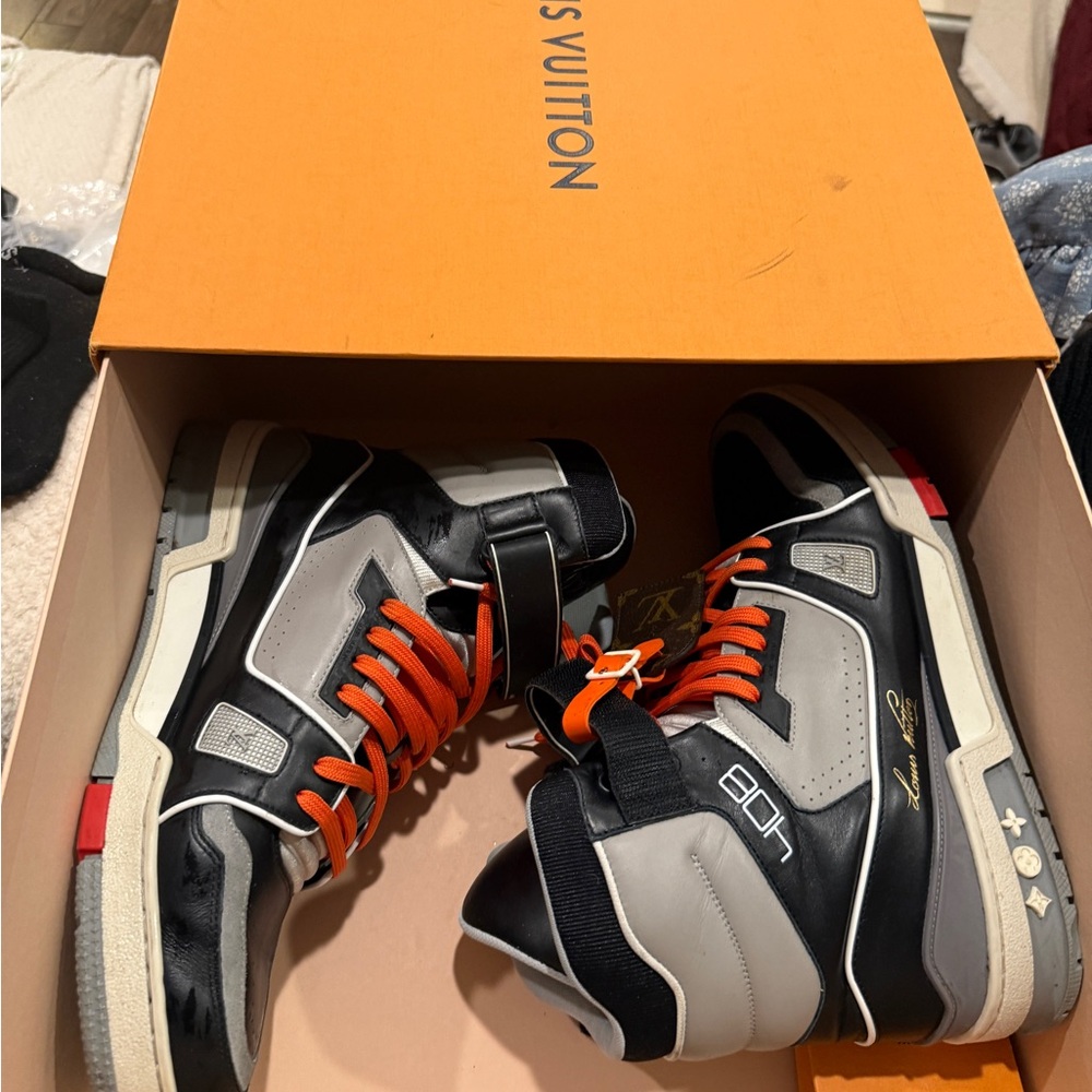 Louis Vuitton Men's Sneakers in Black and Orange